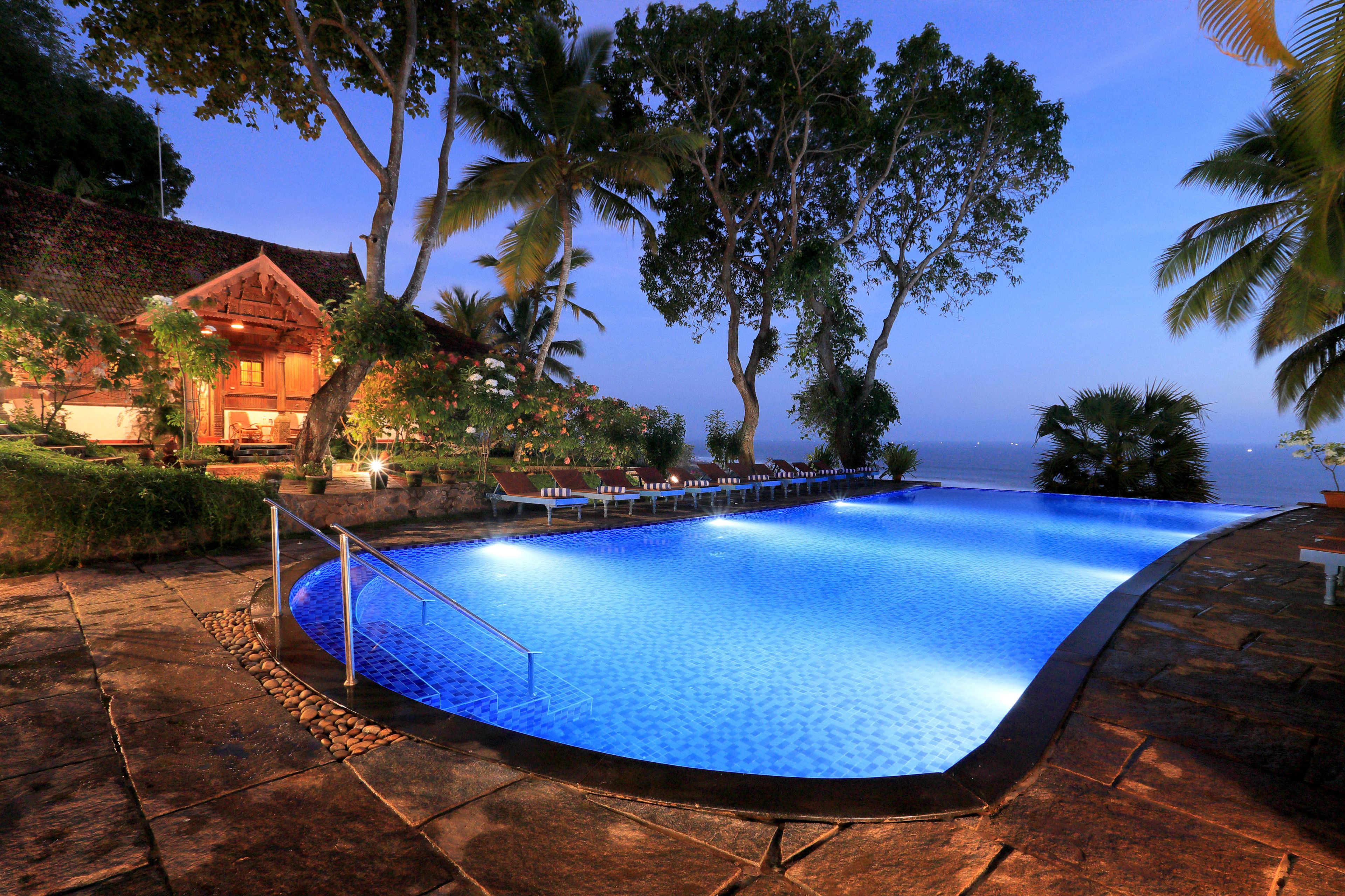 Outdoor pool, pool umbrellas