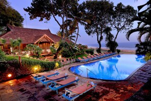 Outdoor pool, pool umbrellas