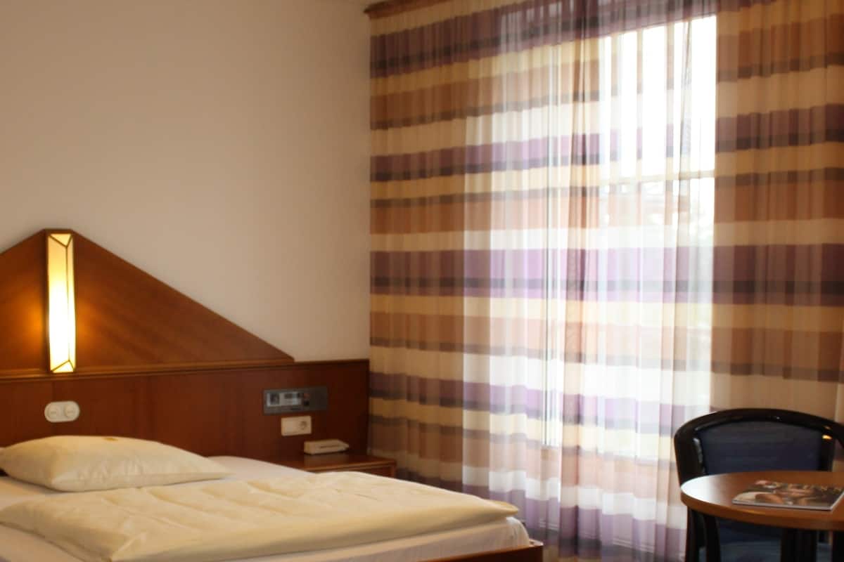 Hypo-allergenic bedding, in-room safe, soundproofing, iron/ironing board