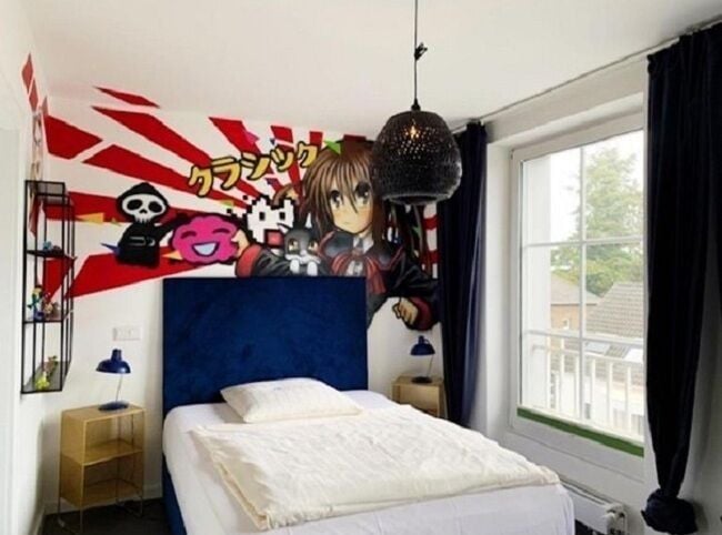 Enkeltrom – standard | Allergitestet sengetøy, safe på rommet, lydisolert og strykejern/-brett