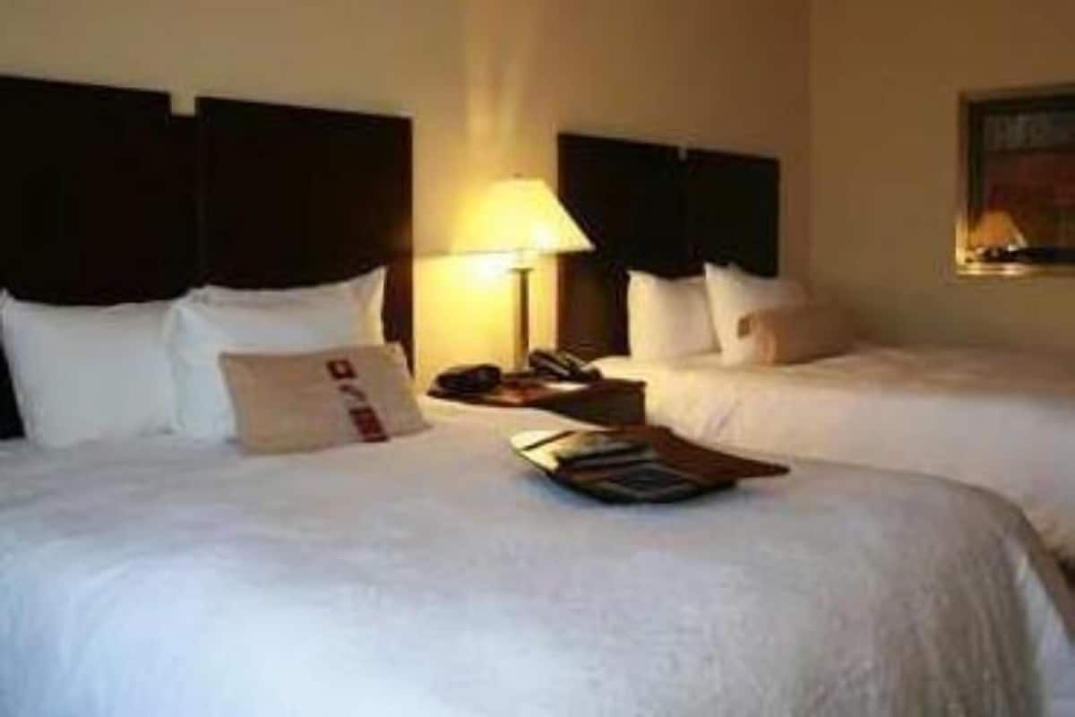 In-room safe, iron/ironing board, free WiFi, bed sheets