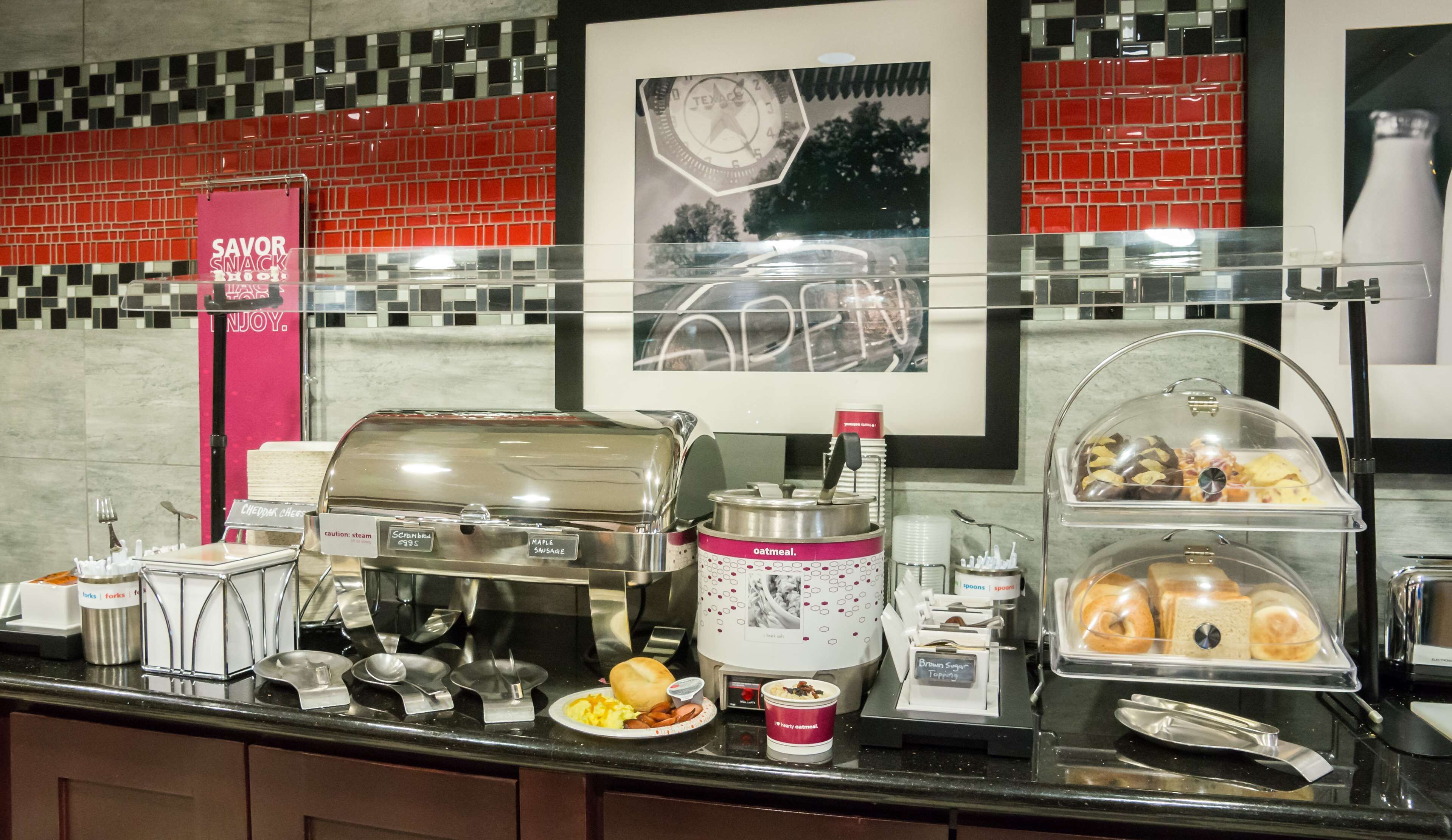 free daily breakfast