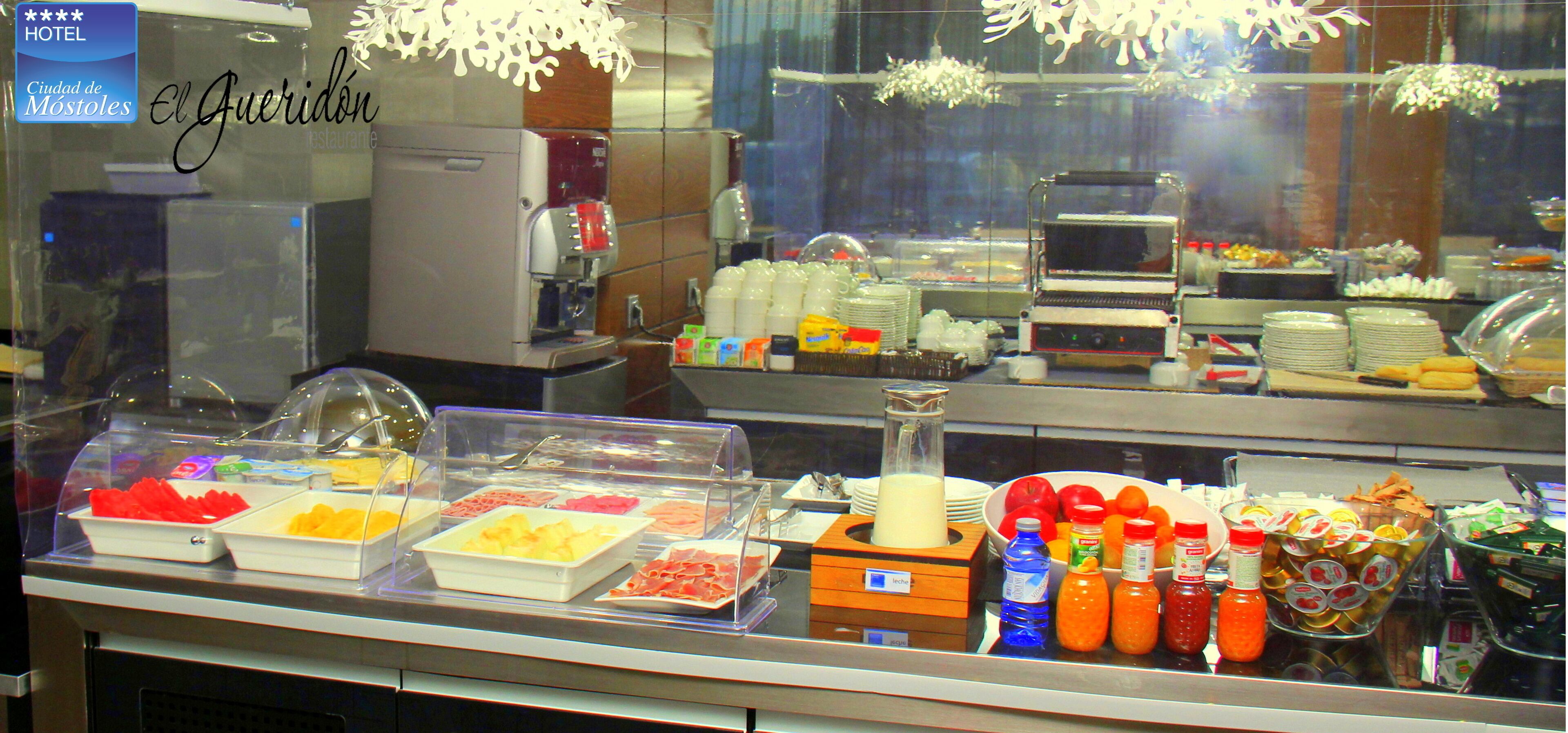 Dagelijks ontbijtbuffet (EUR 14 per persoon)