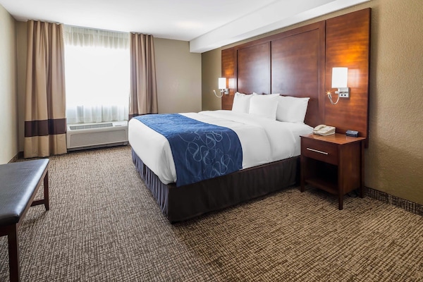 Pillow-top beds, desk, iron/ironing board, free cots/infant beds