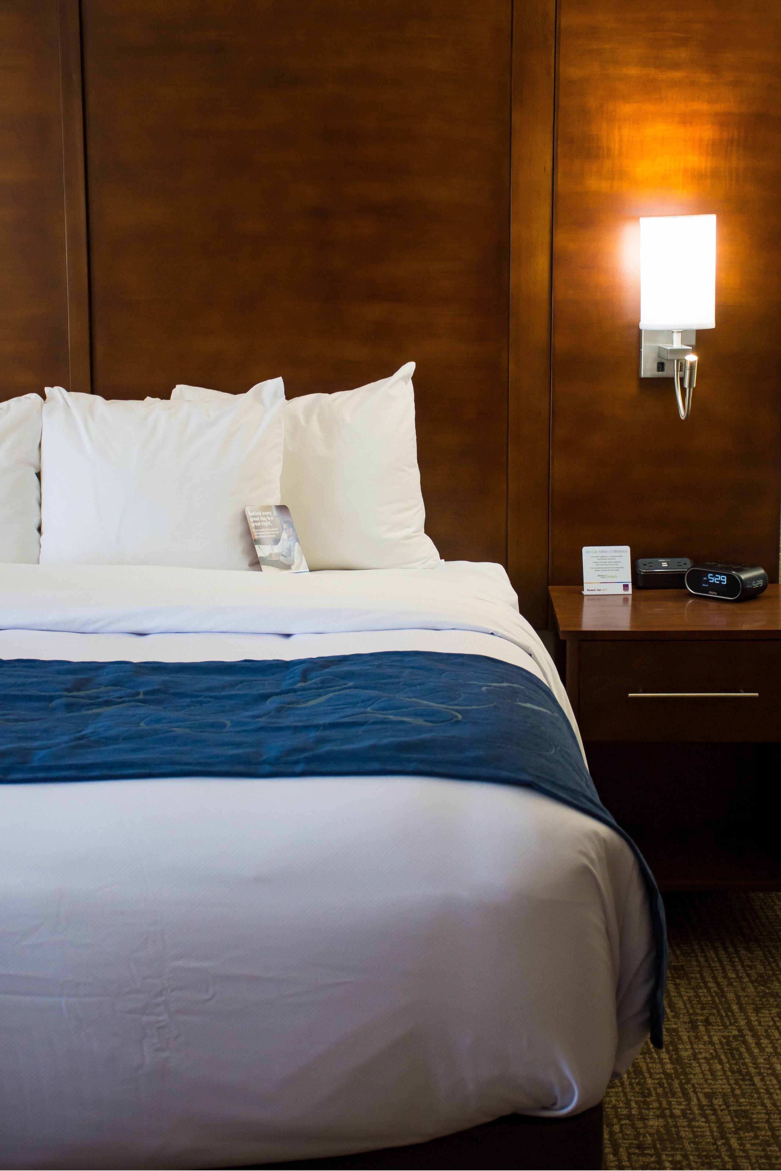 pillow-top beds, desk, iron/ironing board, free cots/infant beds