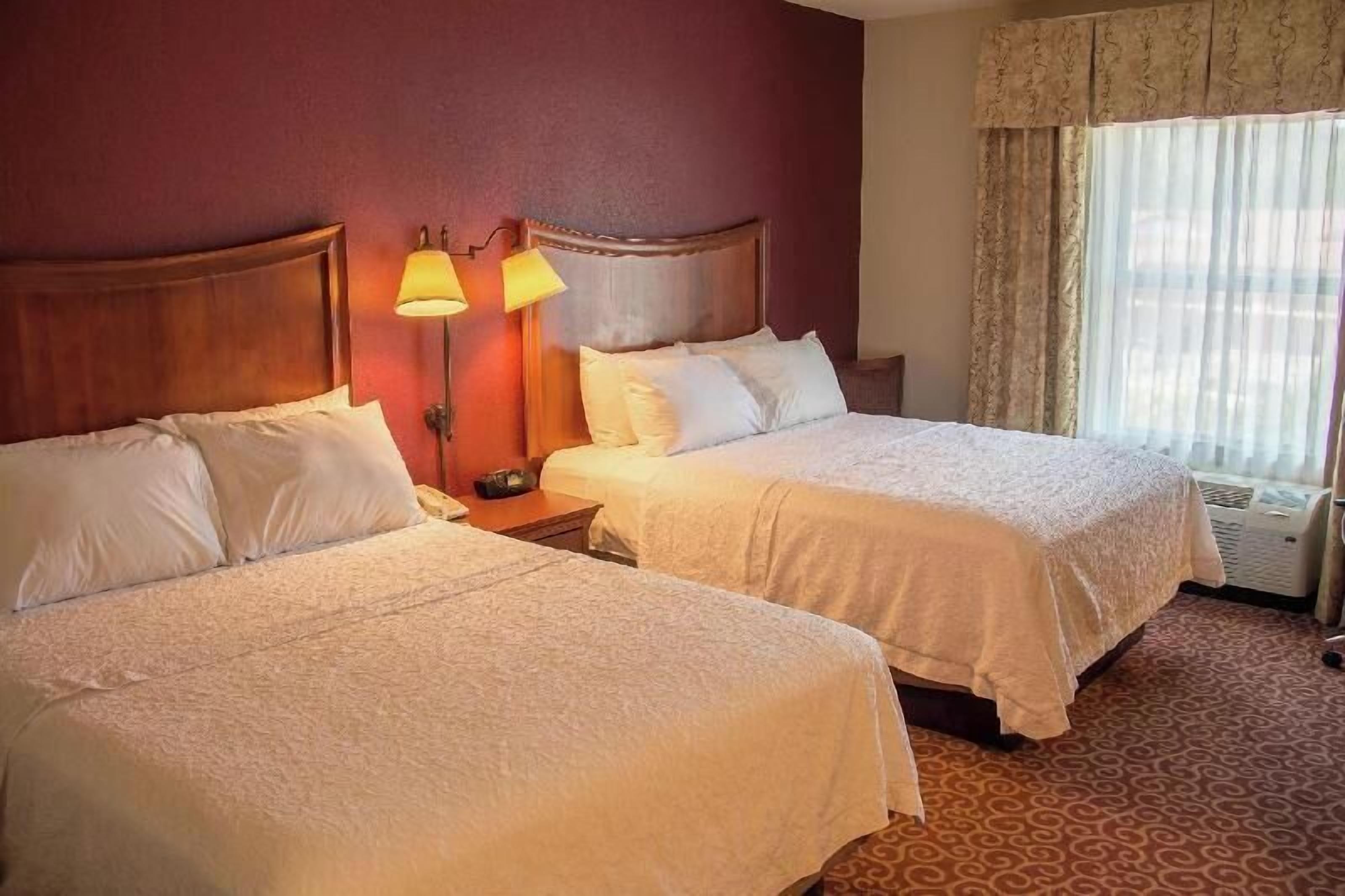In-room safe, desk, iron/ironing board, free WiFi