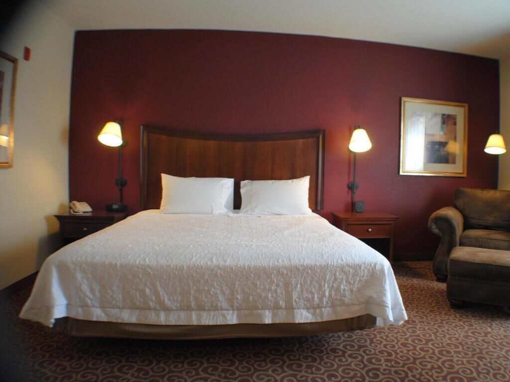 In-room safe, desk, iron/ironing board, free WiFi