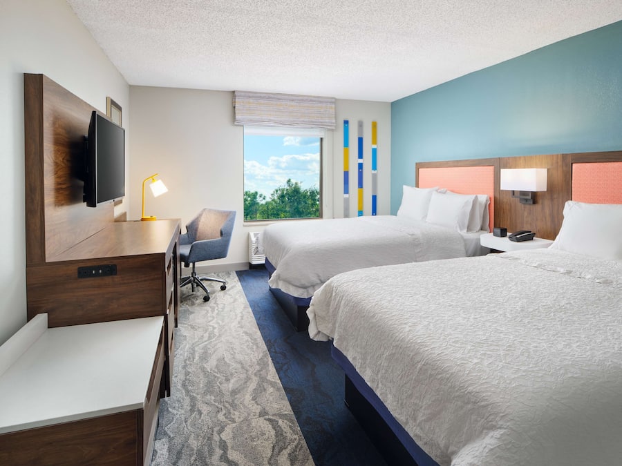 Room, 2 Queen Beds, Non Smoking