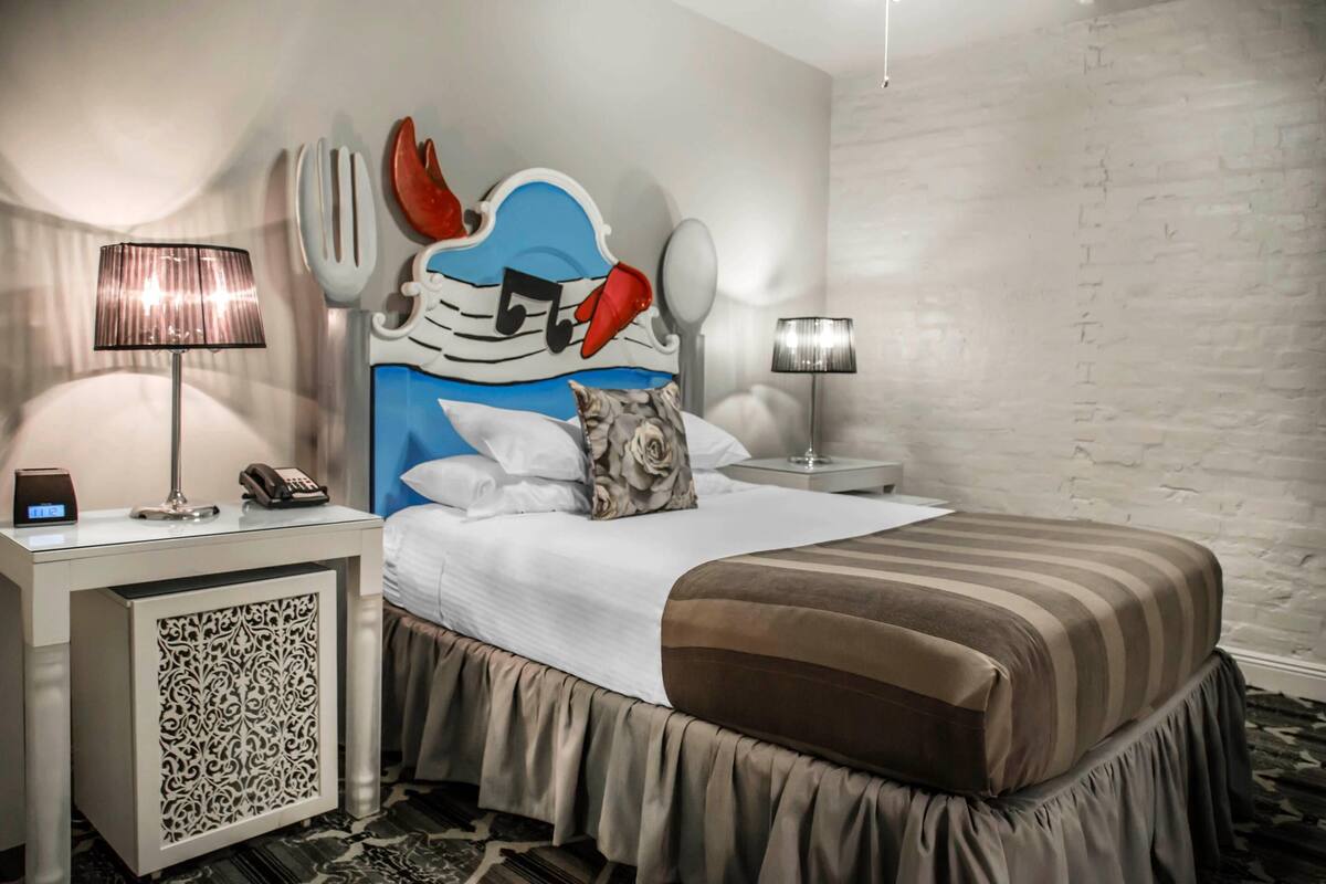 Suite, 1 Queen Bed with Sofa bed, Non Smoking (Efficiency) | In-room safe, blackout curtains, iron/ironing board, free WiFi