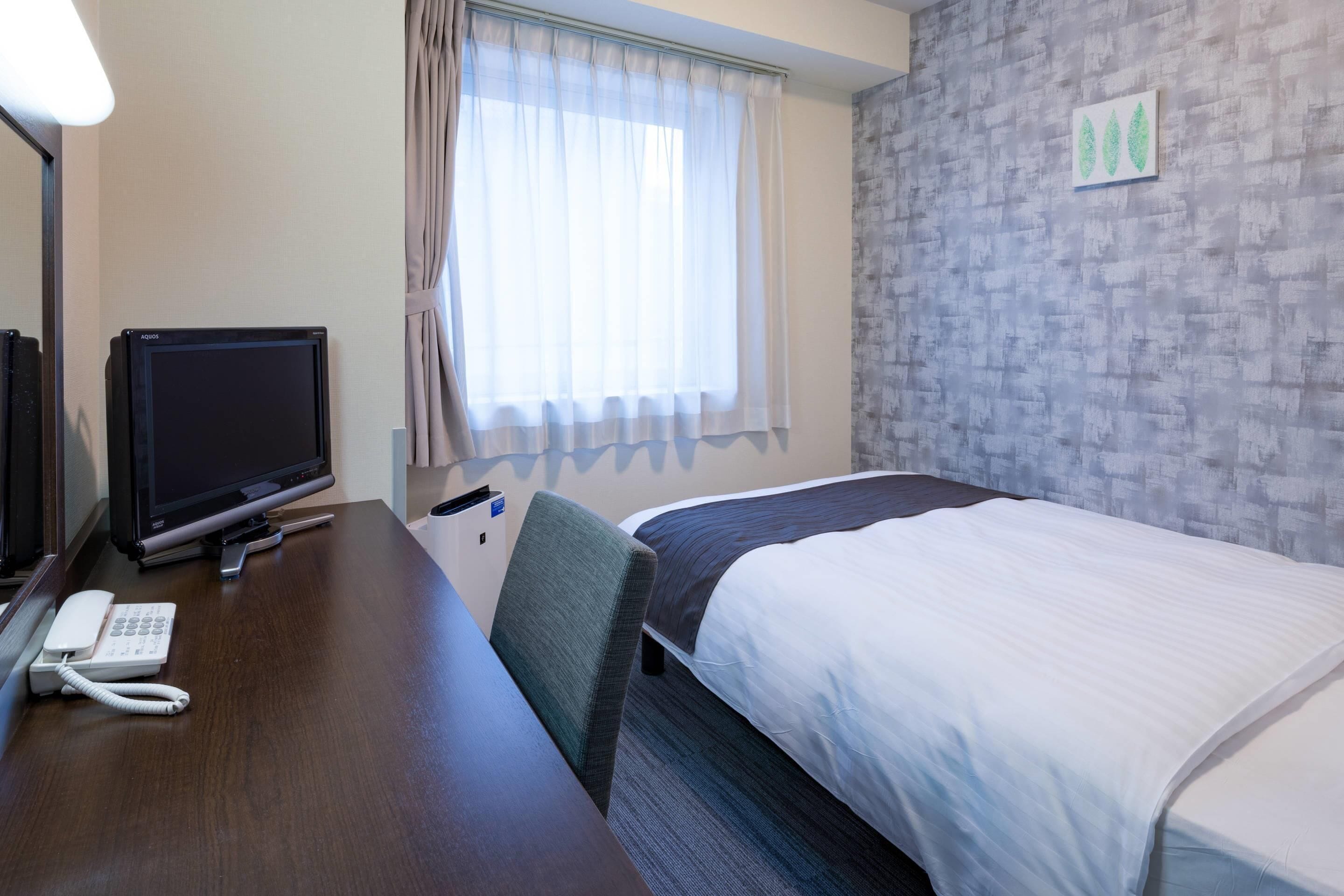 Superior Room, 1 Double Bed, Non Smoking | Desk, laptop workspace, blackout drapes, soundproofing