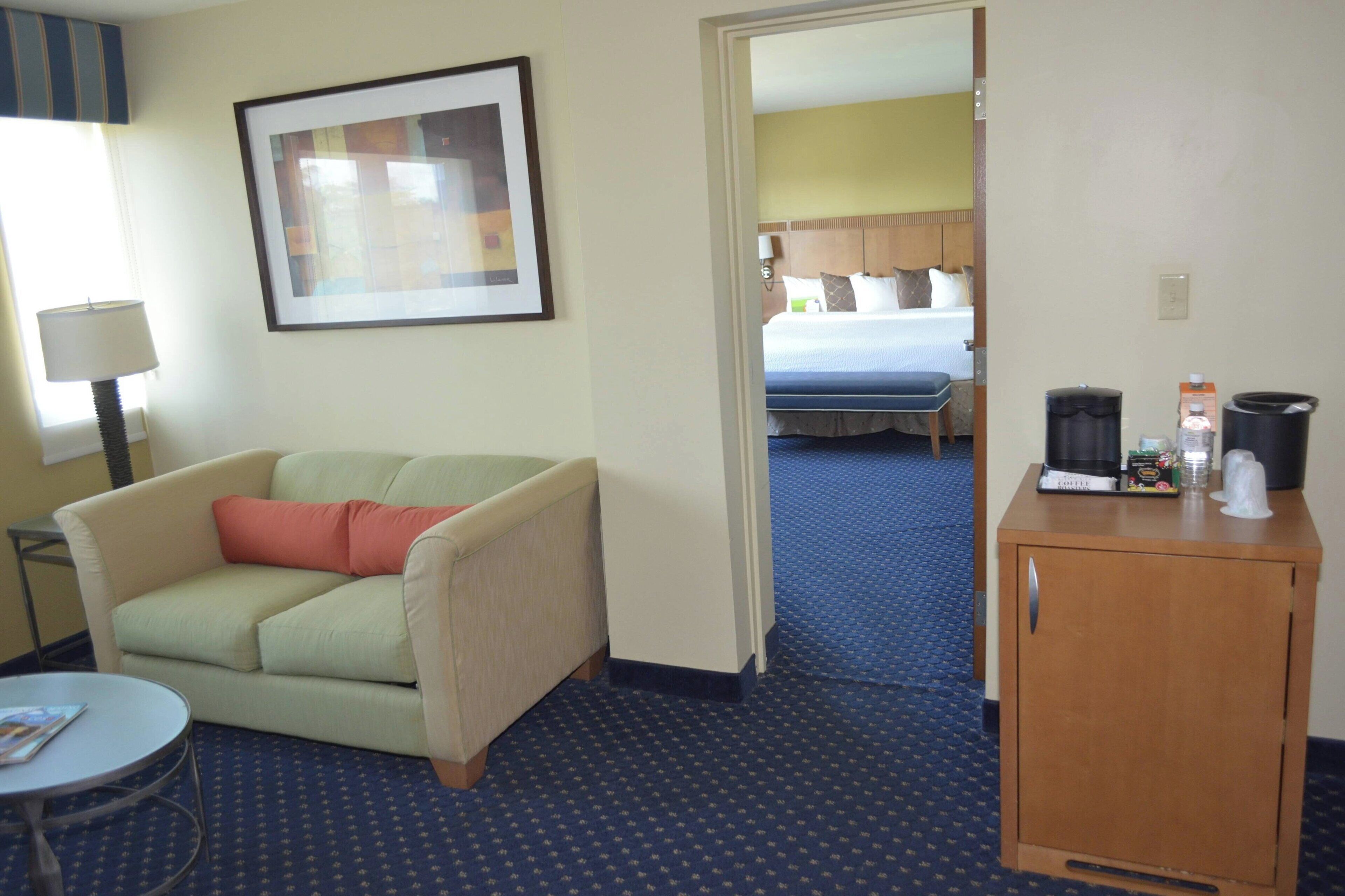 premium bedding, tempur-pedic beds, in-room safe, blackout curtains