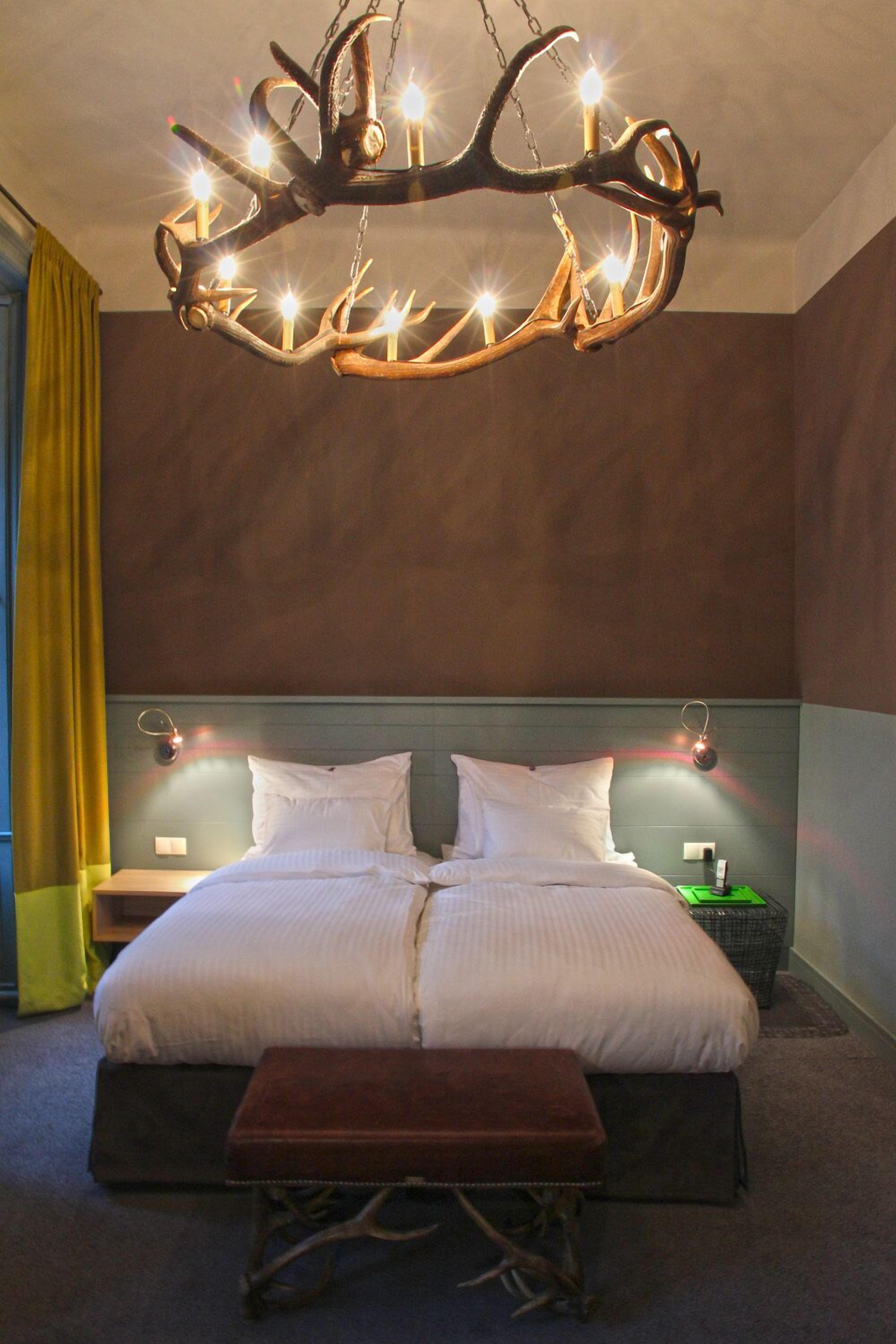 premium bedding, down duvets, pillow-top beds, minibar