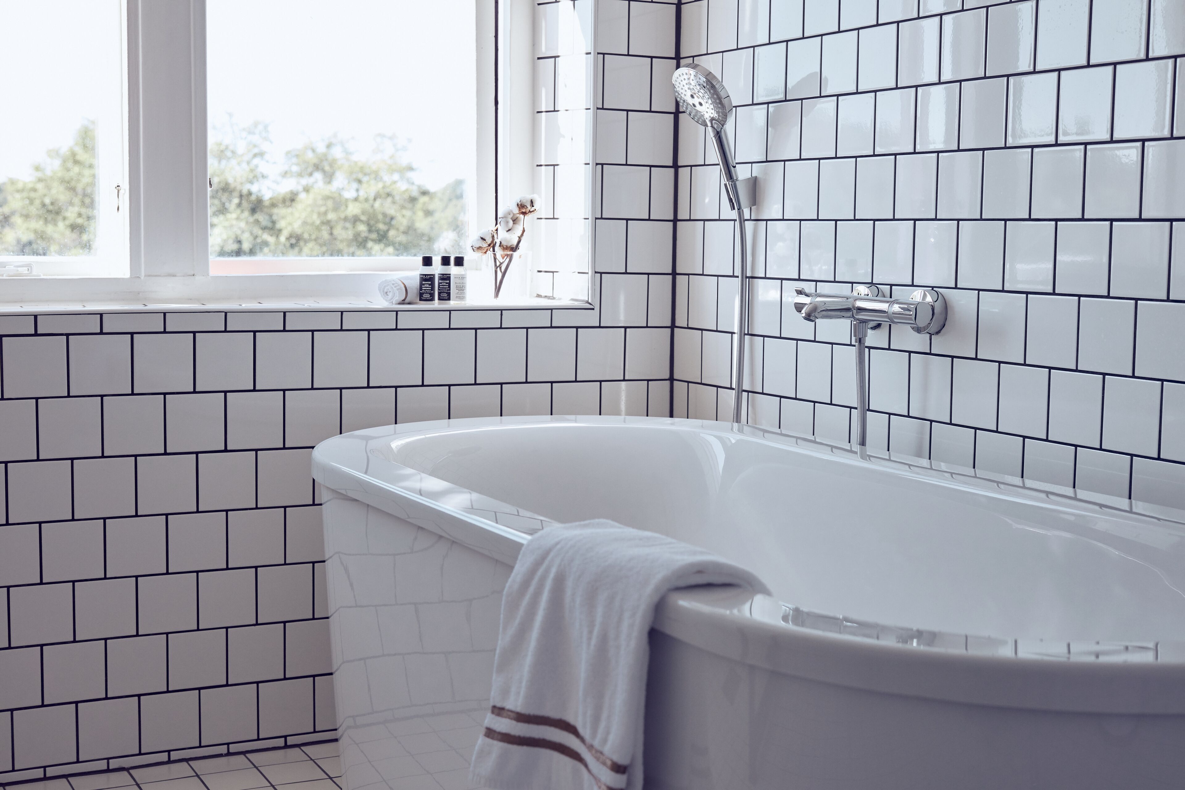 luxury double room | bathroom | free toiletries, hair dryer, towels