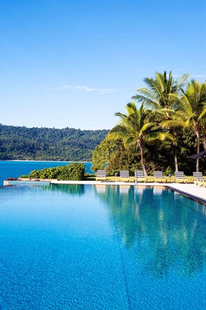 2 outdoor pools, pool umbrellas, sun loungers