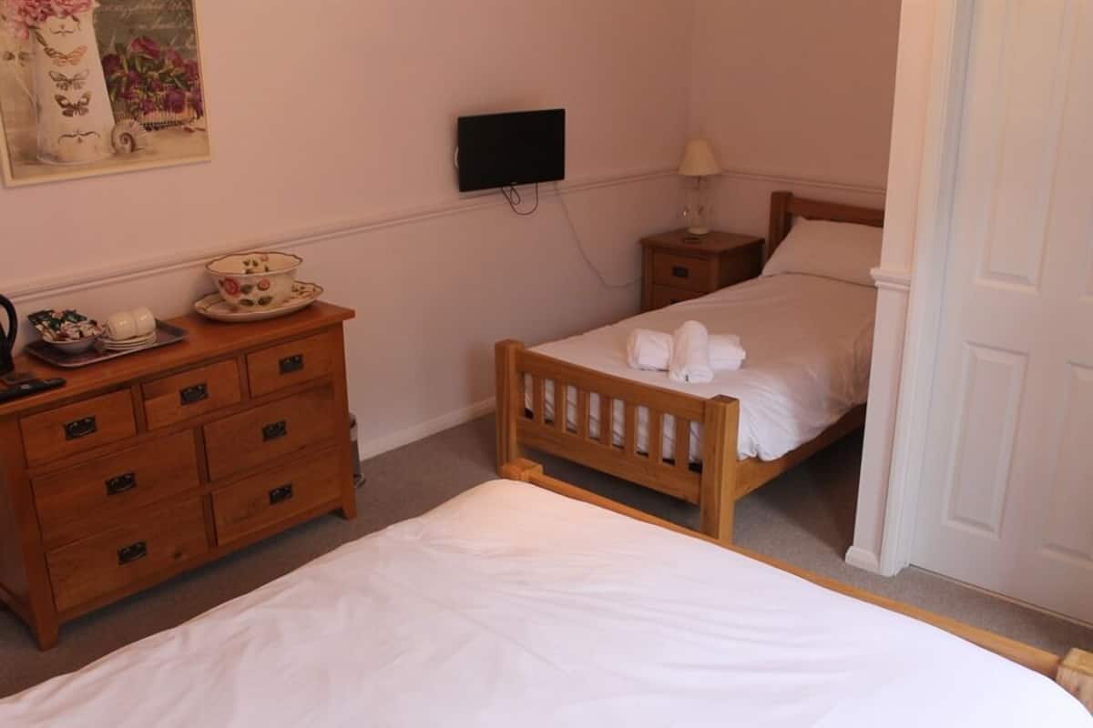 Triple Room, Ensuite