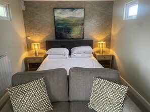 Executive Cabin, Accessible, Ensuite - The Swan Motel (Beccles)