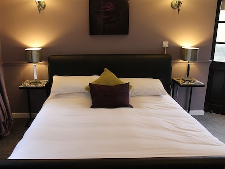 Superior Double Room (King)