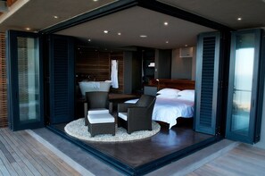 Premium bedding, pillow-top beds, free minibar, in-room safe - 26 Sunset Villa, Cape Town, Llandudno (Cape Town)