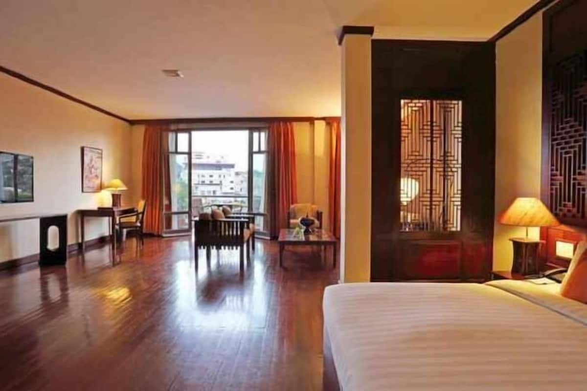 Ylelliset vuodevaatteet, minibaari (osa tuotteista ilmaisia)