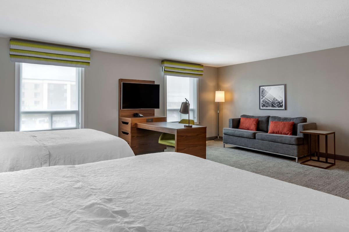 In-room safe, desk, iron/ironing board, free WiFi