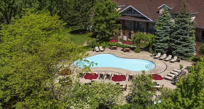 Georgian Bay Hotel Trademark Collection by Wyndham