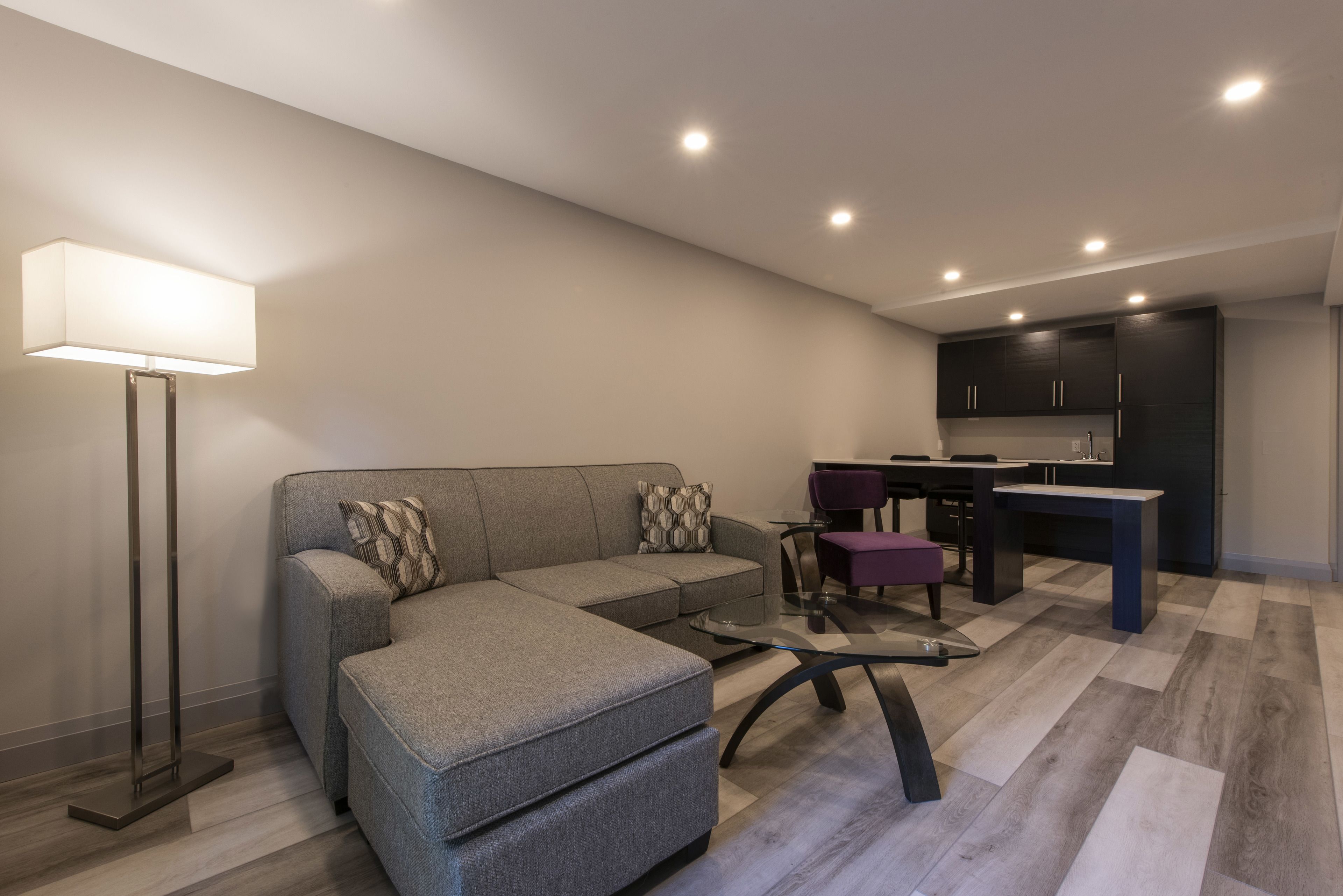 studio suite, 1 king bed, accessible, non smoking | blackout curtains, iron/ironing board, free cots/infant beds