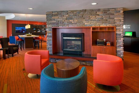 Courtyard by Marriott Paramus - Image 7