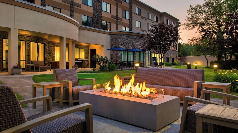 Courtyard by Marriott Paramus