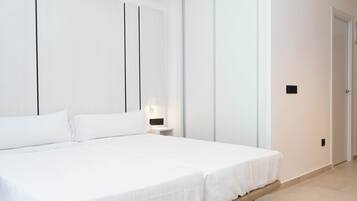 Deluxe Studio, Terrace, City View