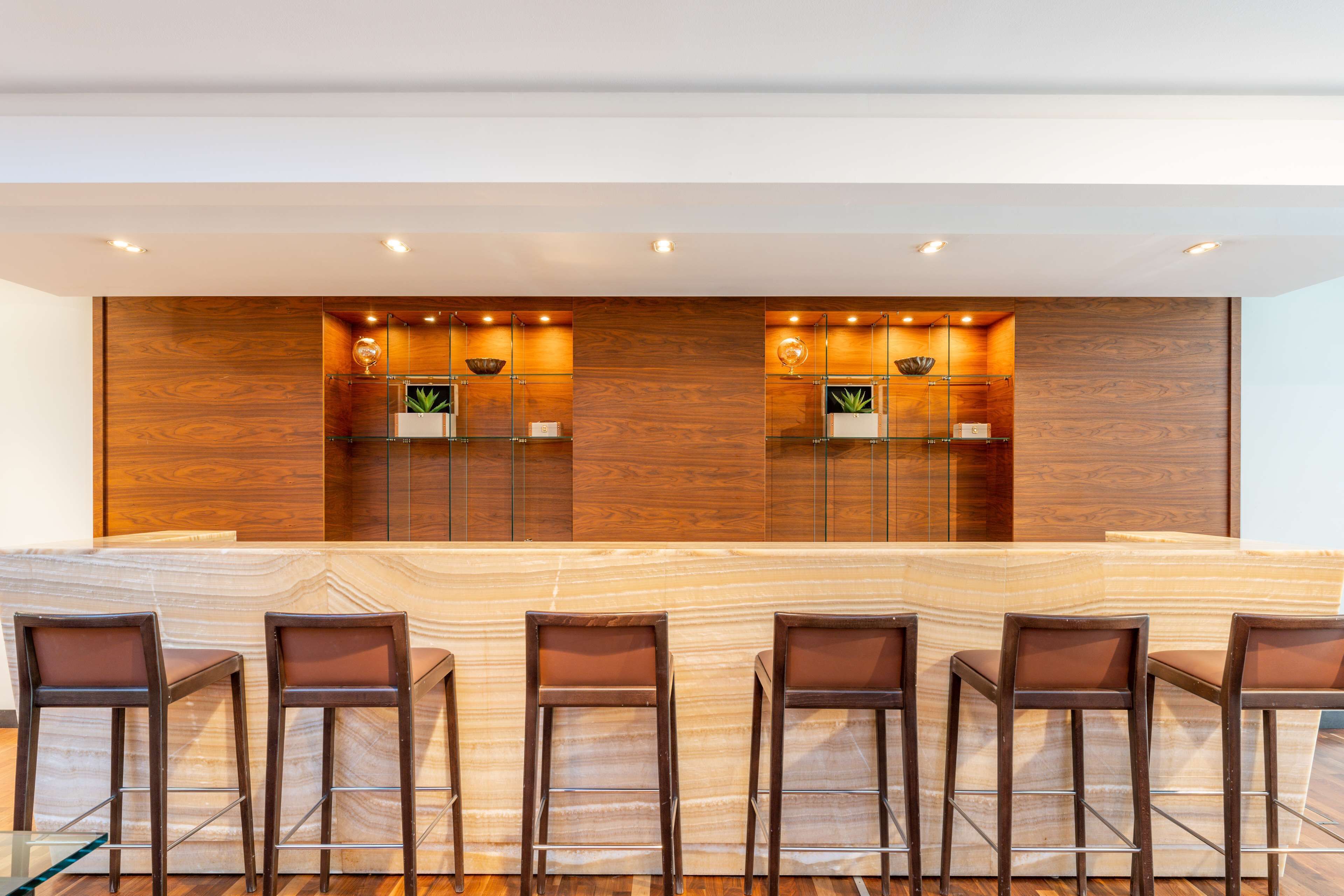 breakfast, lunch and dinner served