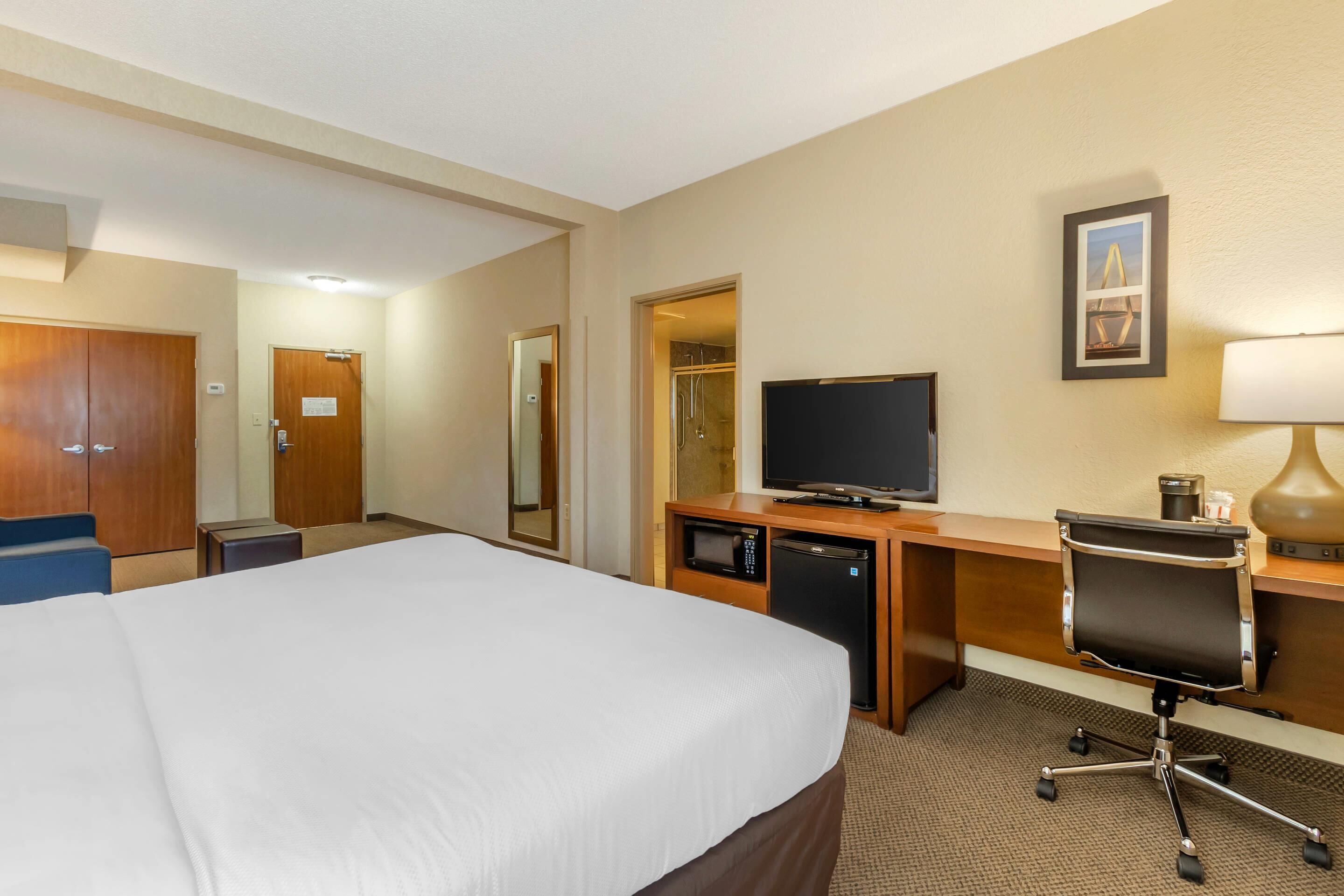 Photo - Comfort Inn & Suites Charleston Airport Convention Center