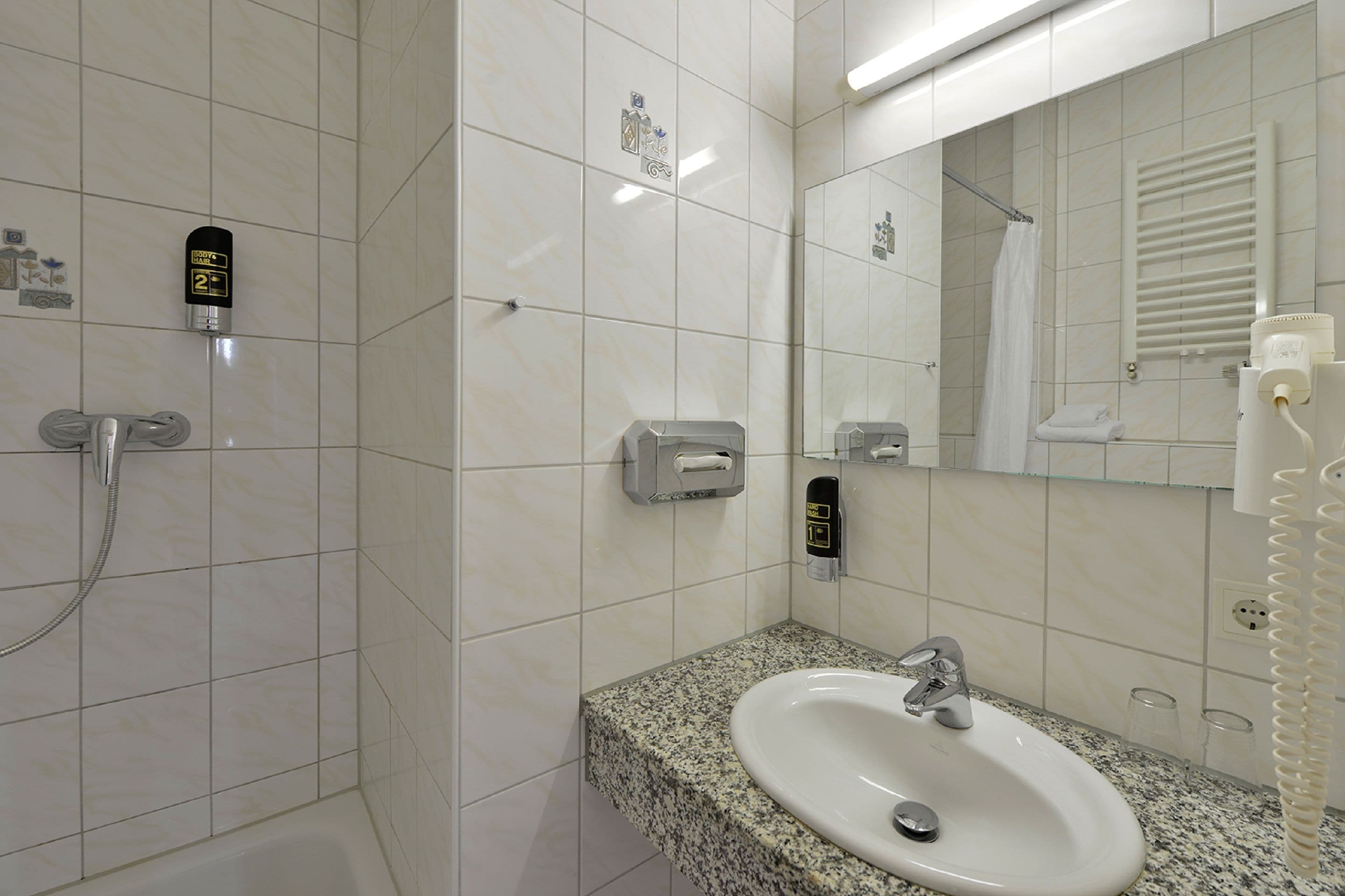 single room | bathroom | shower, free toiletries, hair dryer, towels