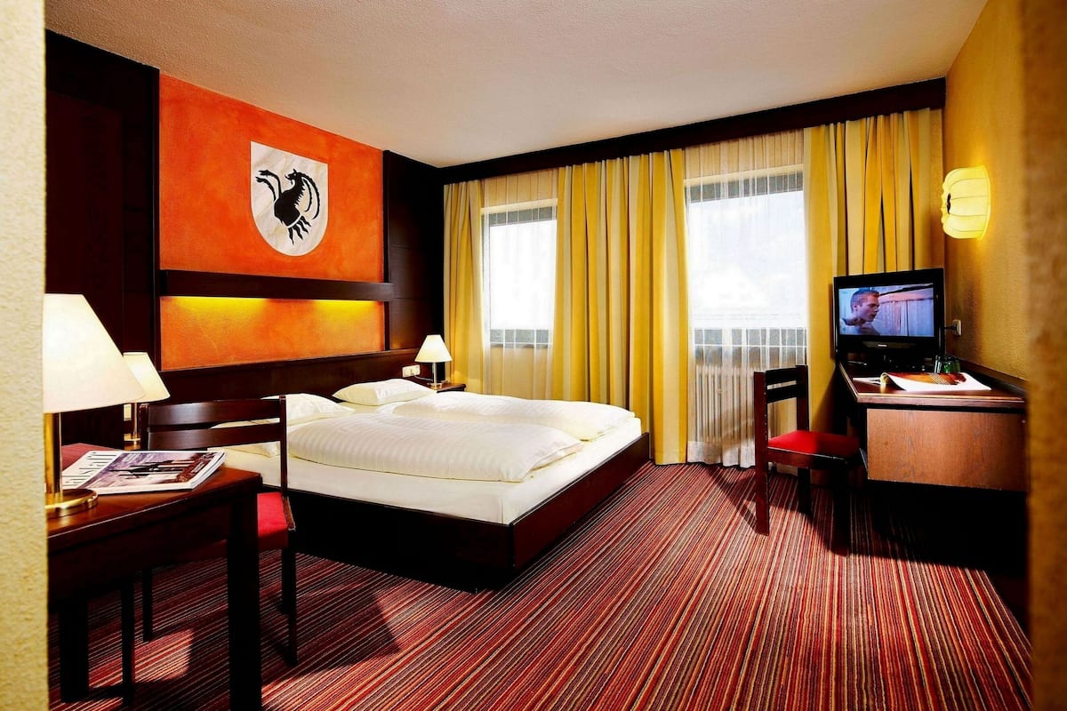 In-room safe, desk, free WiFi, bed sheets