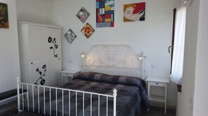 Standard Room, 1 Double Bed | Premium bedding, desk, free WiFi, bed sheets - Locanda Le Mandriane (Orbetello)