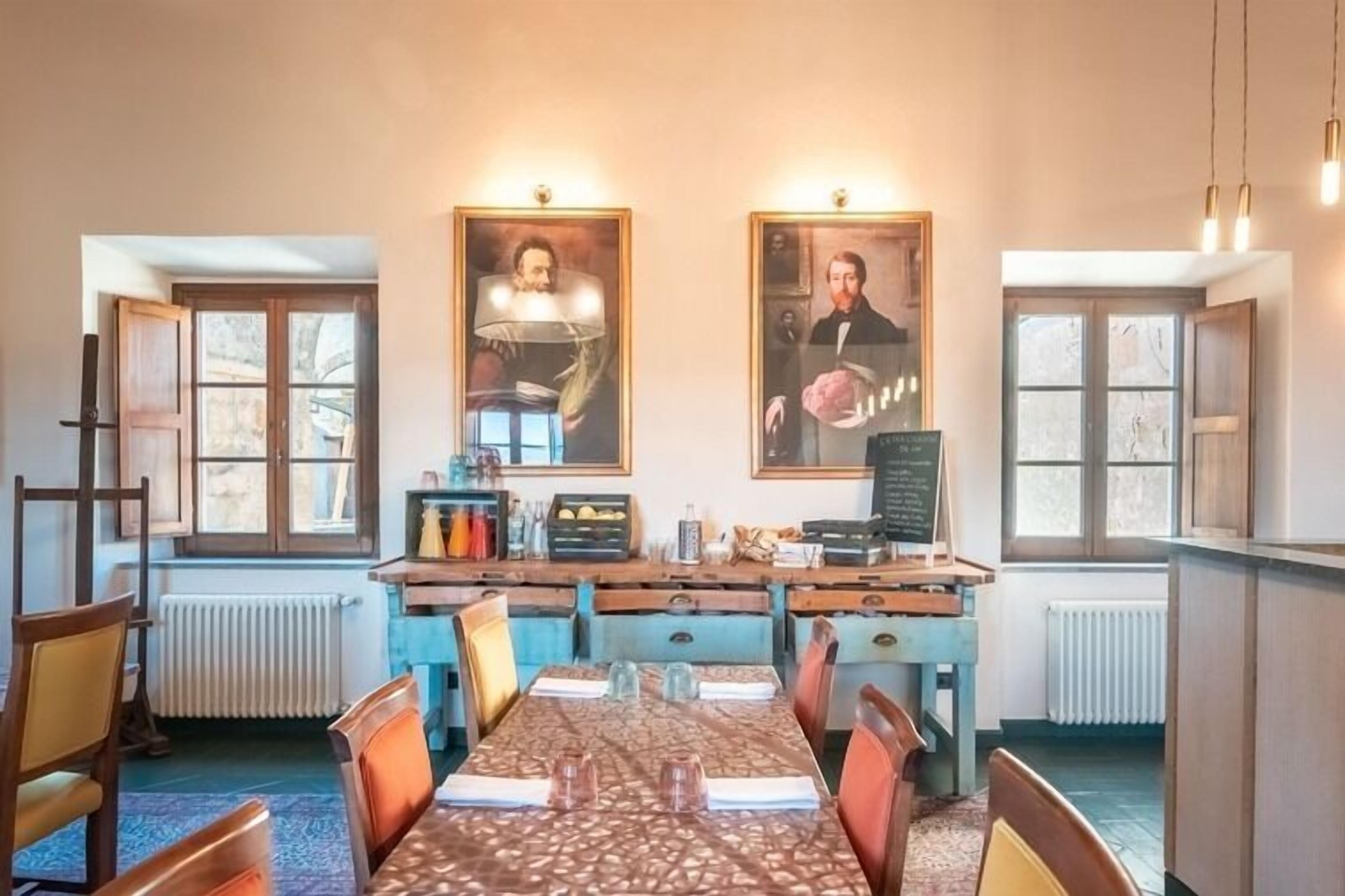 superior double or twin room | 1 bedroom, minibar, desk, free wifi