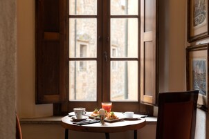 Daily buffet breakfast (EUR 9 per person)