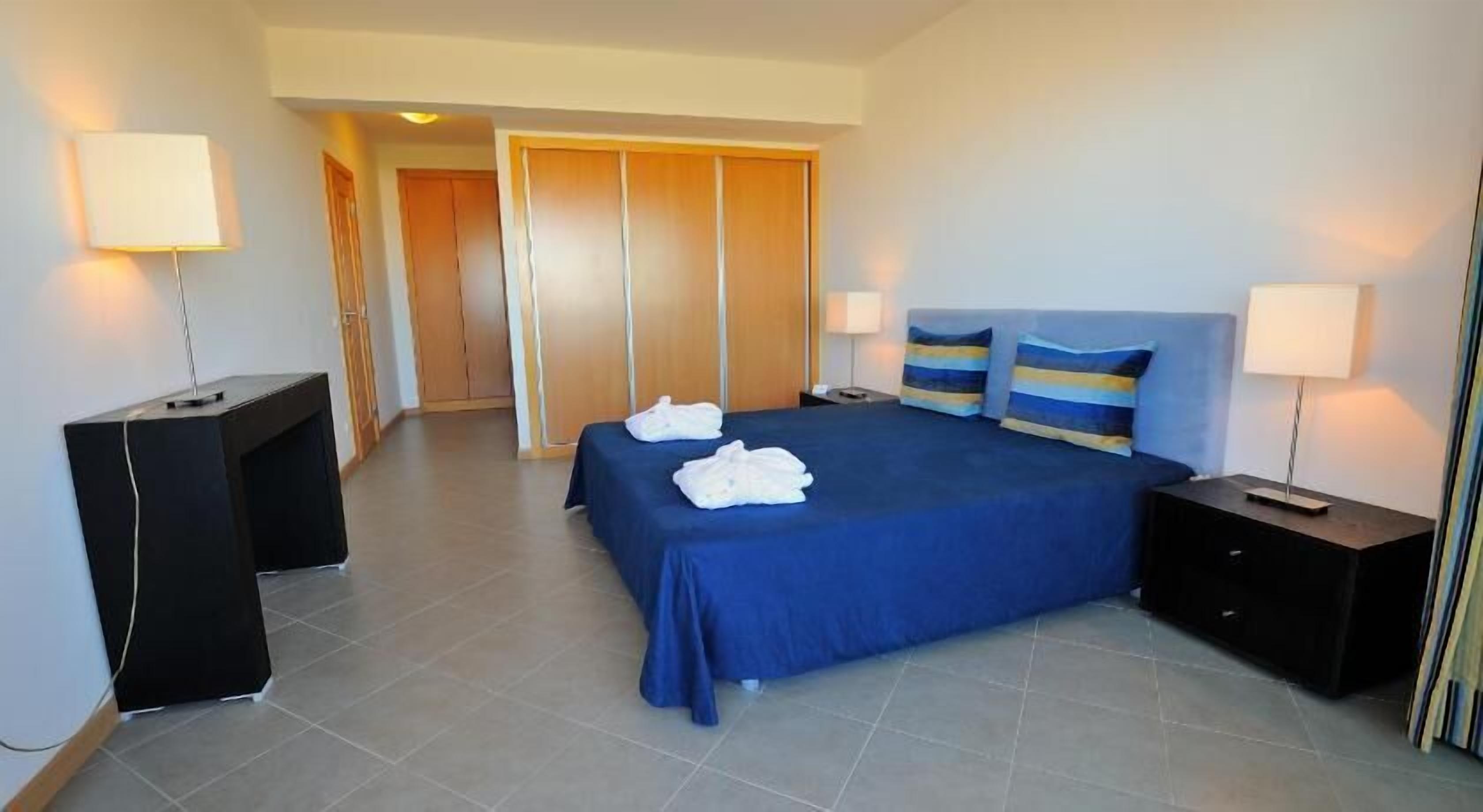 In-room safe, free WiFi, bed sheets, wheelchair access