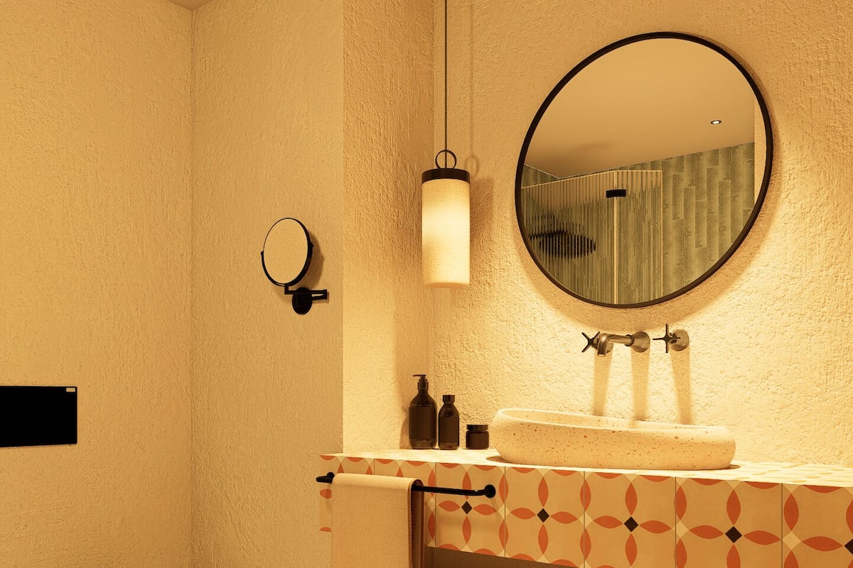 Separate tub and shower, hair dryer, soap, shampoo