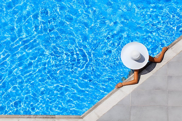 Seasonal outdoor pool