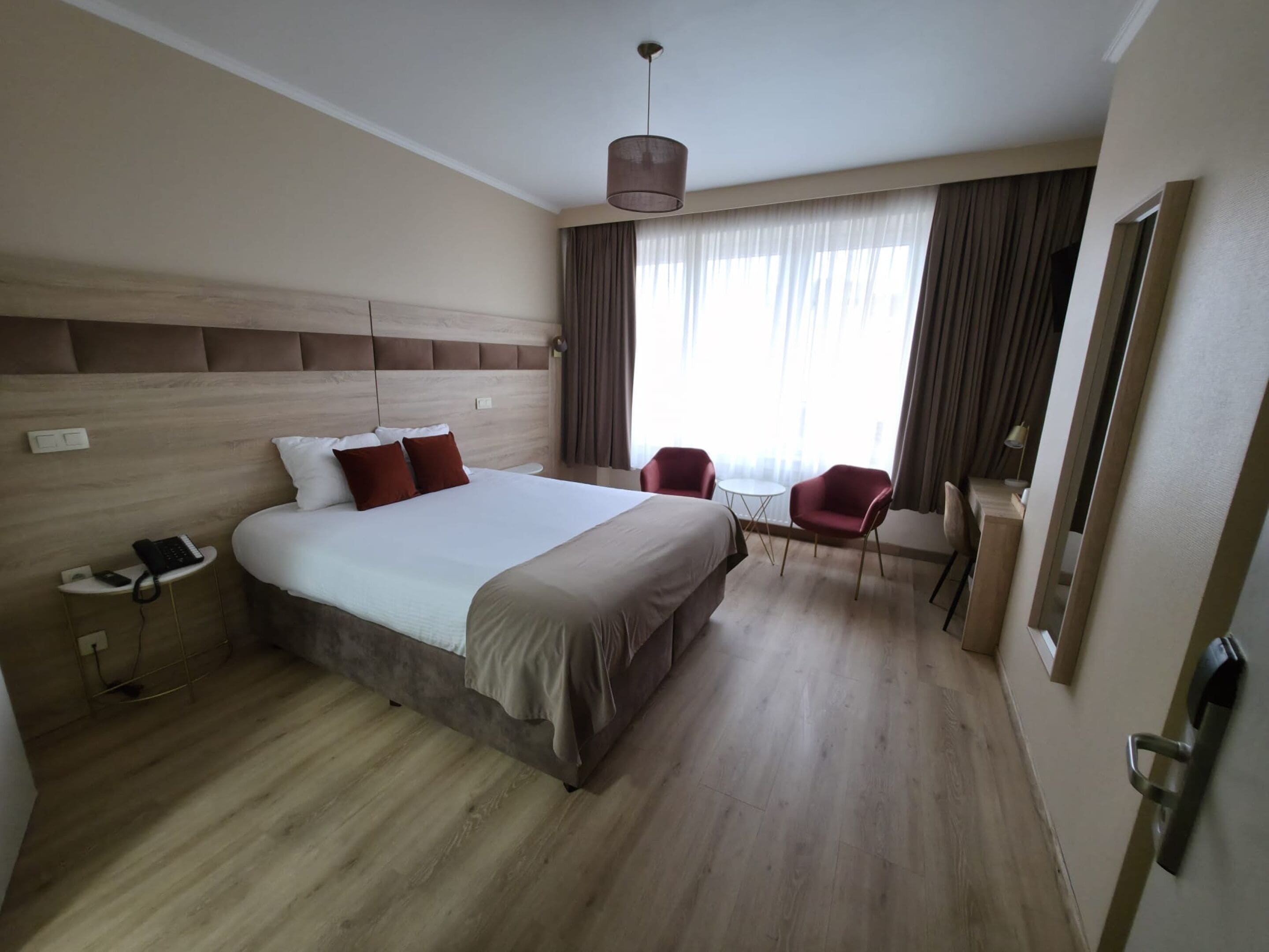 Desk, free WiFi, bed sheets