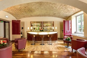 Bar (on property) - Kolbe Hotel Rome (Rome)