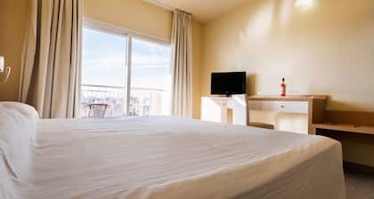 Hotel Fontana Plaza