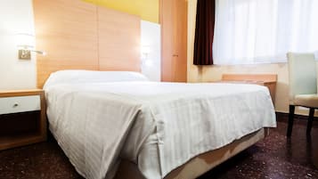 Minibar, una cassaforte in camera, letti aggiuntivi (a pagamento)