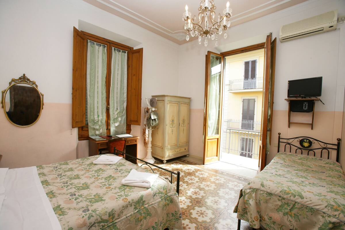 Chambre Supérieure, balcon