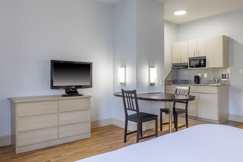 Studio 6 Mississauga, ON - Toronto