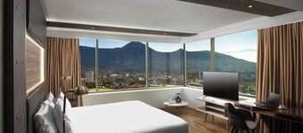 Boulevard Suites Hotel