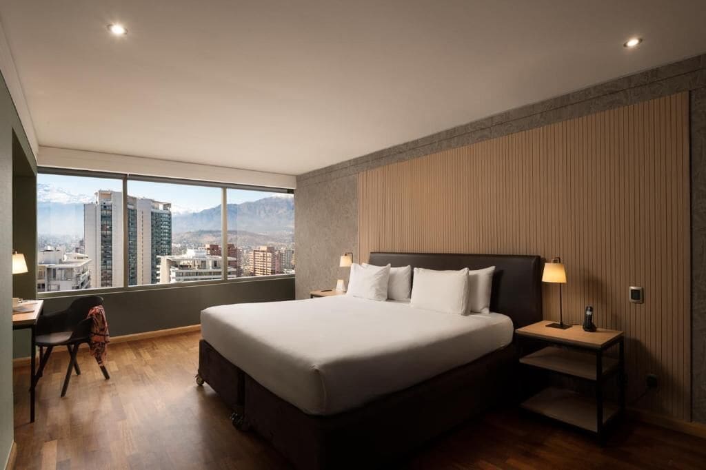 executive suite, 1 bedroom, city view, tower | 1 bedroom, egyptian cotton sheets, premium bedding, pillow-top beds