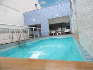 Outdoor pool, pool loungers