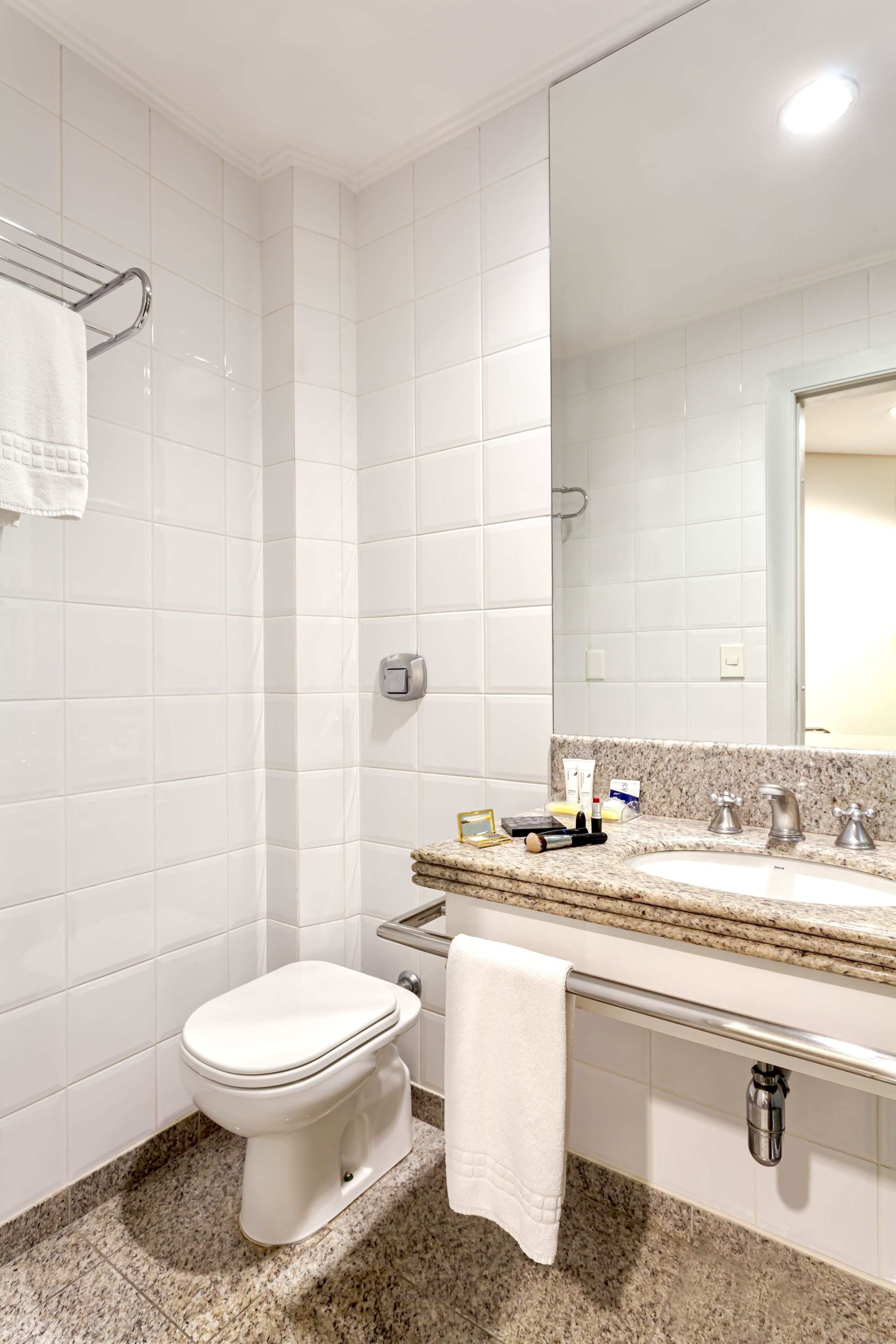 junior suite, 2 double beds | bathroom | free toiletries, hair dryer, towels, soap