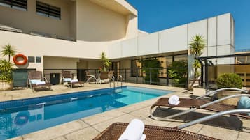 Outdoor pool, pool loungers